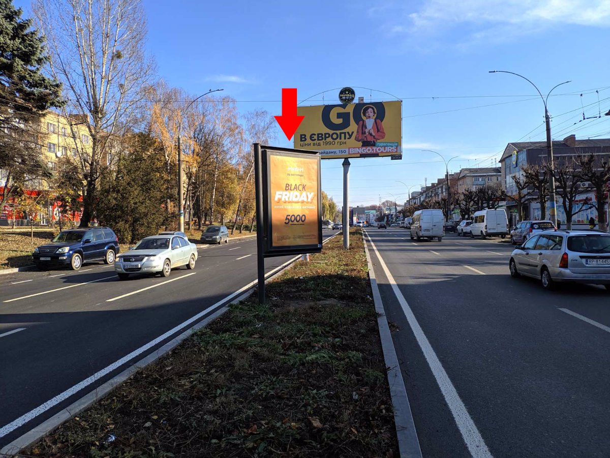 `Скролл №212645 в городе Черновцы (Черновицкая область), размещение наружной рекламы, IDMedia-аренда по самым низким ценам!`