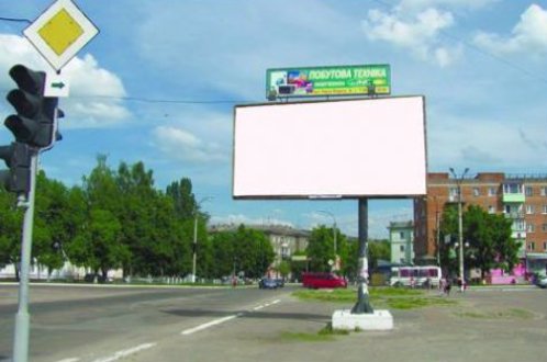 Білборд №213428 в місті Шостка (Сумська область), розміщення зовнішнішньої реклами, IDMedia-оренда найнижчі ціни!