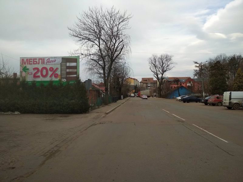 `Билборд №213820 в городе Коломыя (Ивано-Франковская область), размещение наружной рекламы, IDMedia-аренда по самым низким ценам!`