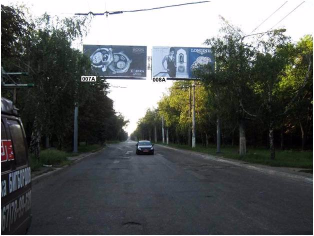 `Арка №214357 в городе Краматорск (Донецкая область), размещение наружной рекламы, IDMedia-аренда по самым низким ценам!`