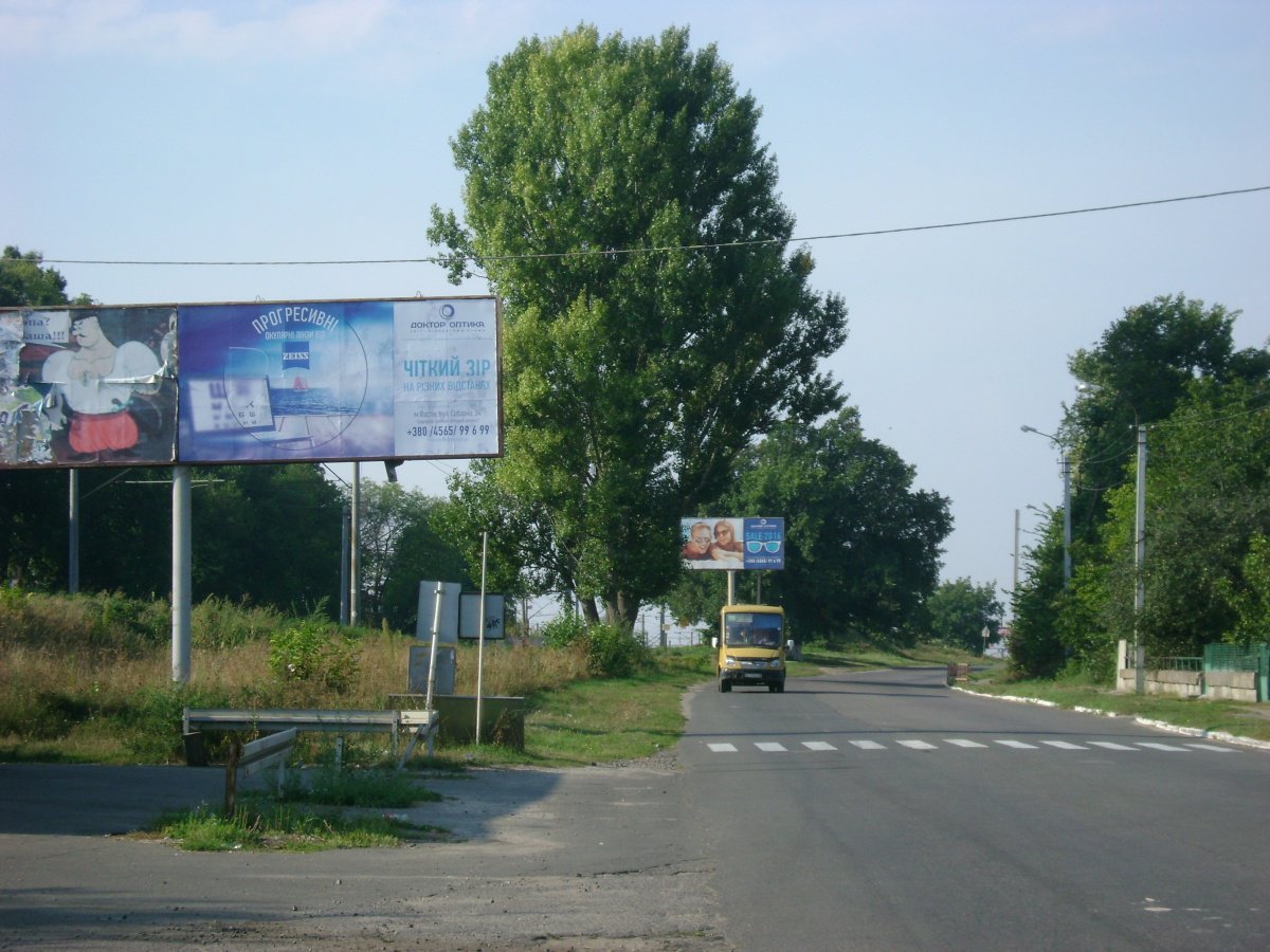 `Билборд №214417 в городе Фастов (Киевская область), размещение наружной рекламы, IDMedia-аренда по самым низким ценам!`