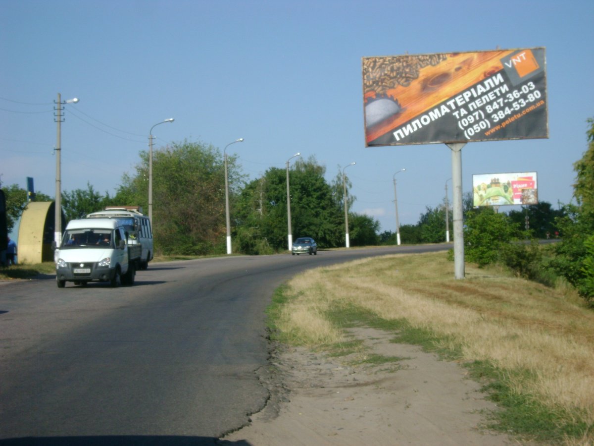 Білборд №214419 в місті Фастів (Київська область), розміщення зовнішнішньої реклами, IDMedia-оренда найнижчі ціни!