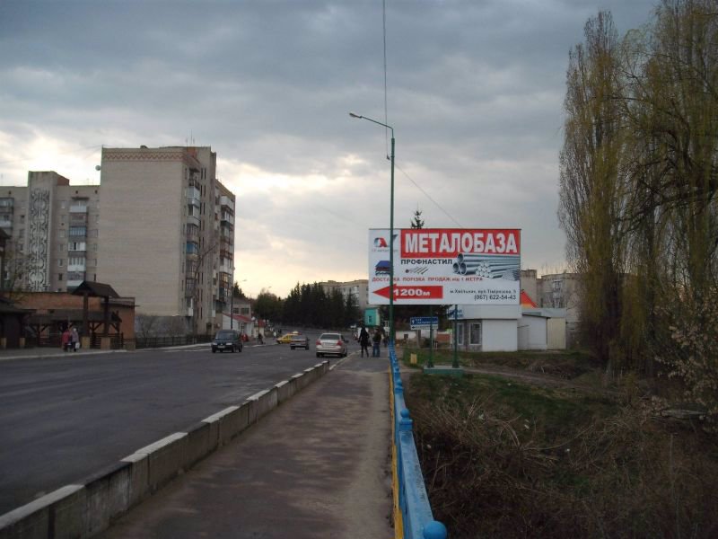 Білборд №214470 в місті Хмільник (Вінницька область), розміщення зовнішнішньої реклами, IDMedia-оренда найнижчі ціни!