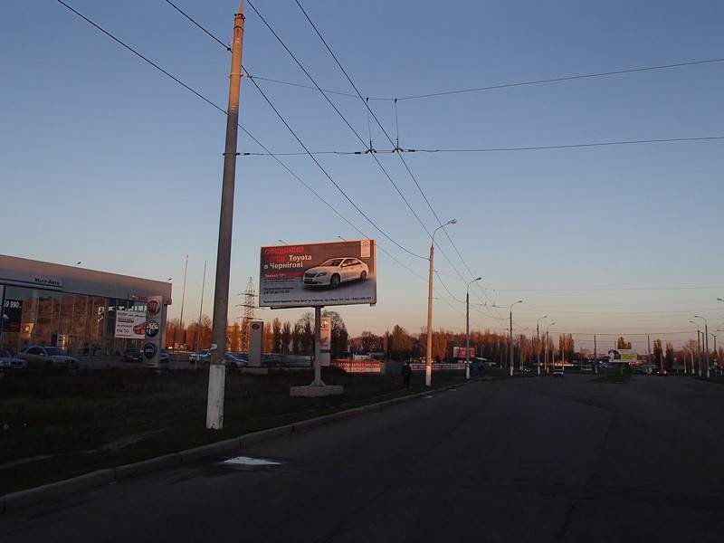 `Билборд №214987 в городе Чернигов (Черниговская область), размещение наружной рекламы, IDMedia-аренда по самым низким ценам!`