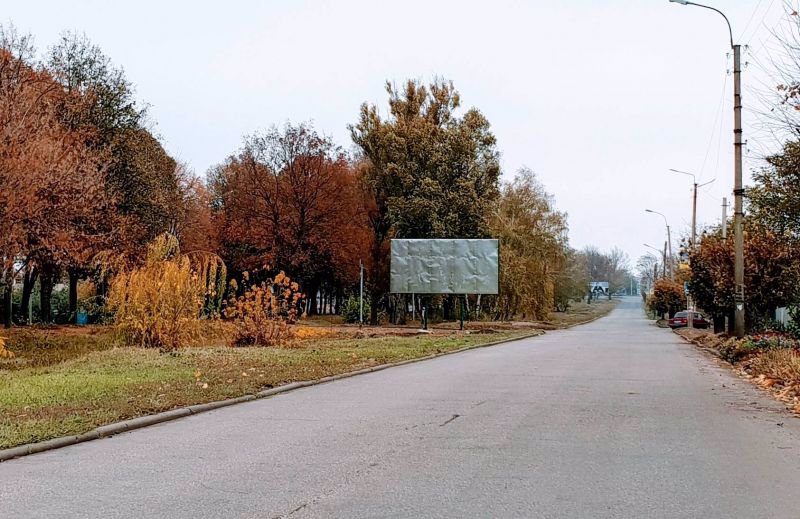 Билборд формат 3x6 №215042 в городе Лозовая (Харьковская область) `Билборд №215042 в городе Лозовая (Харьковская область), размещение наружной рекламы, IDMedia-аренда по самым низким ценам!`