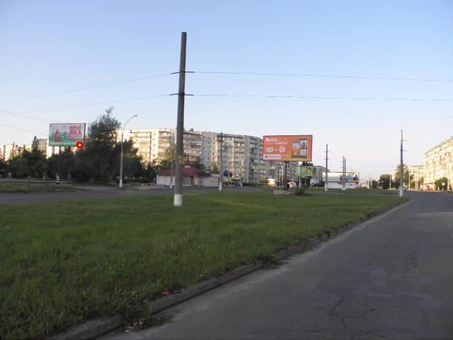 Білборд №216408 в місті Суми (Сумська область), розміщення зовнішнішньої реклами, IDMedia-оренда найнижчі ціни!