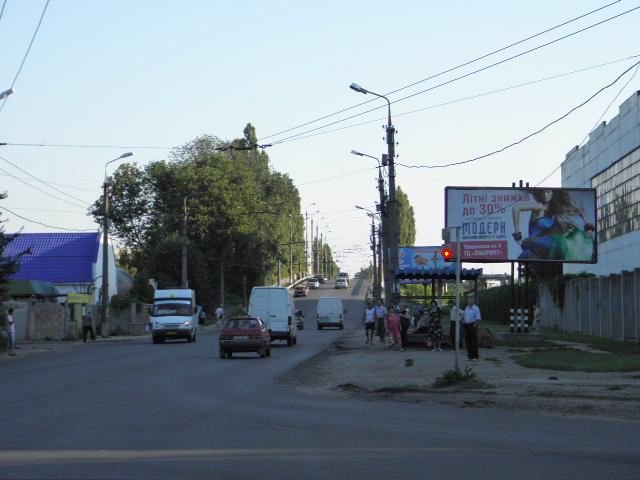 `Билборд №216444 в городе Сумы (Сумская область), размещение наружной рекламы, IDMedia-аренда по самым низким ценам!`