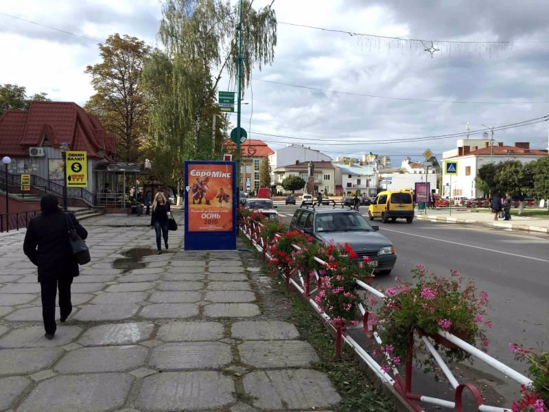 Скрол №218965 в місті Надвірна (Івано-Франківська область), розміщення зовнішнішньої реклами, IDMedia-оренда найнижчі ціни!