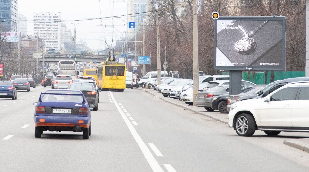 `Экран №223118 в городе Киев (Киевская область), размещение наружной рекламы, IDMedia-аренда по самым низким ценам!`