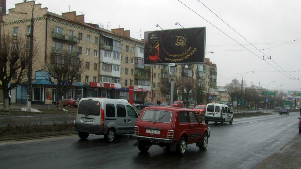 Білборд №225960 в місті Чернівці (Чернівецька область), розміщення зовнішнішньої реклами, IDMedia-оренда найнижчі ціни!