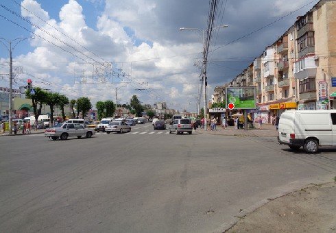 `Скролл №226032 в городе Винница (Винницкая область), размещение наружной рекламы, IDMedia-аренда по самым низким ценам!`