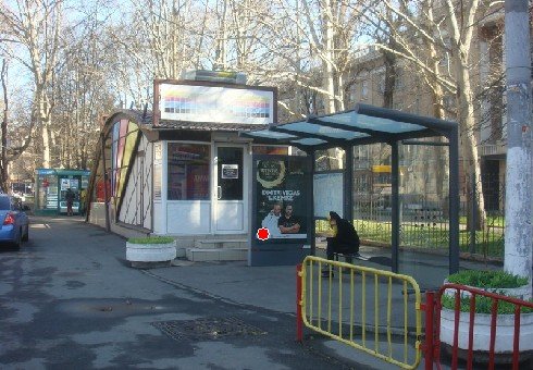 `Ситилайт №226460 в городе Одесса (Одесская область), размещение наружной рекламы, IDMedia-аренда по самым низким ценам!`