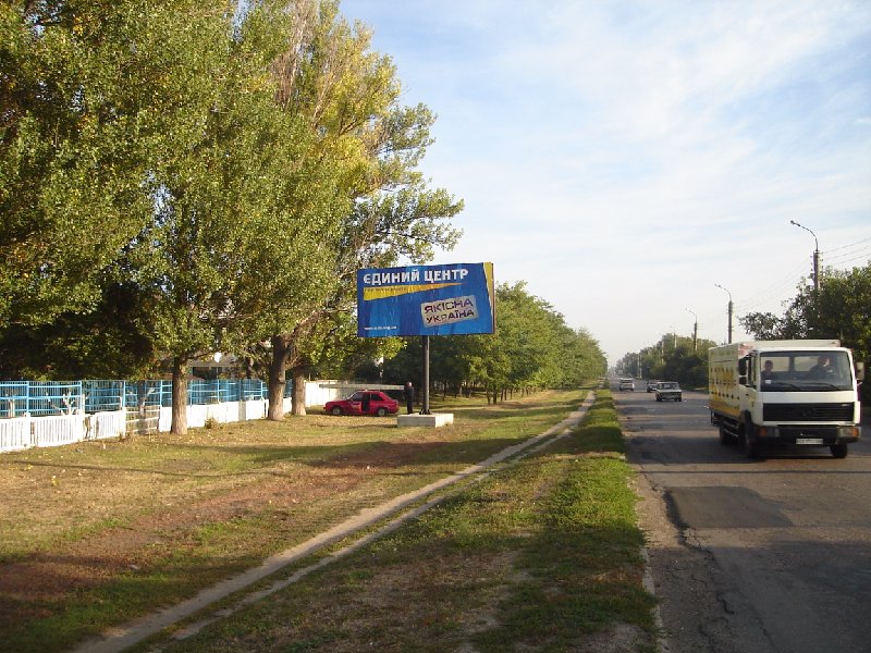 Билборд формат 3x6 №2299 в городе Смела (Черкасская область) `Билборд №2299 в городе Смела (Черкасская область), размещение наружной рекламы, IDMedia-аренда по самым низким ценам!`
