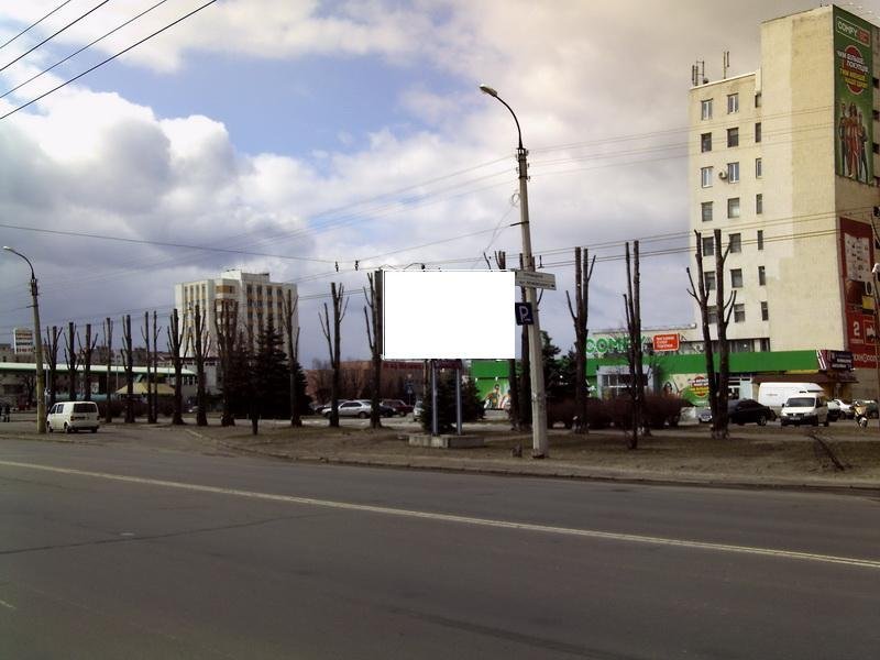 `Билборд №229955 в городе Черкассы (Черкасская область), размещение наружной рекламы, IDMedia-аренда по самым низким ценам!`