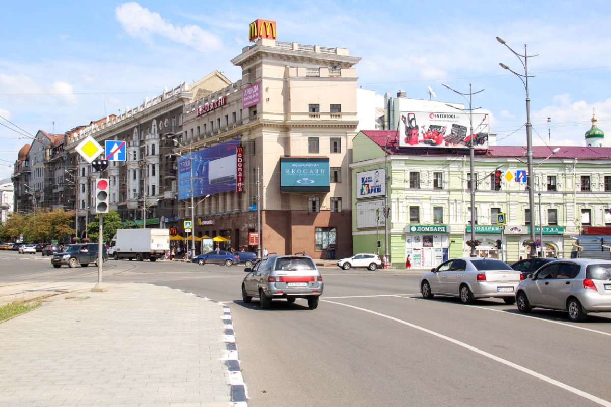 Екран №232312 в місті Харків (Харківська область), розміщення зовнішнішньої реклами, IDMedia-оренда найнижчі ціни!