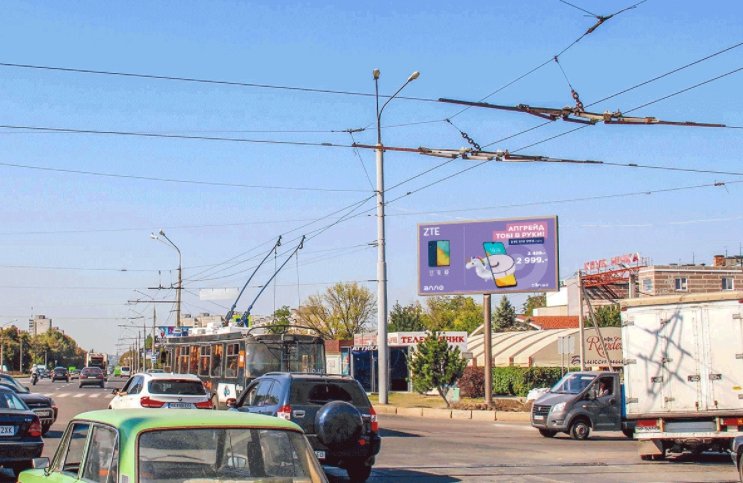 Екран №232319 в місті Харків (Харківська область), розміщення зовнішнішньої реклами, IDMedia-оренда найнижчі ціни!