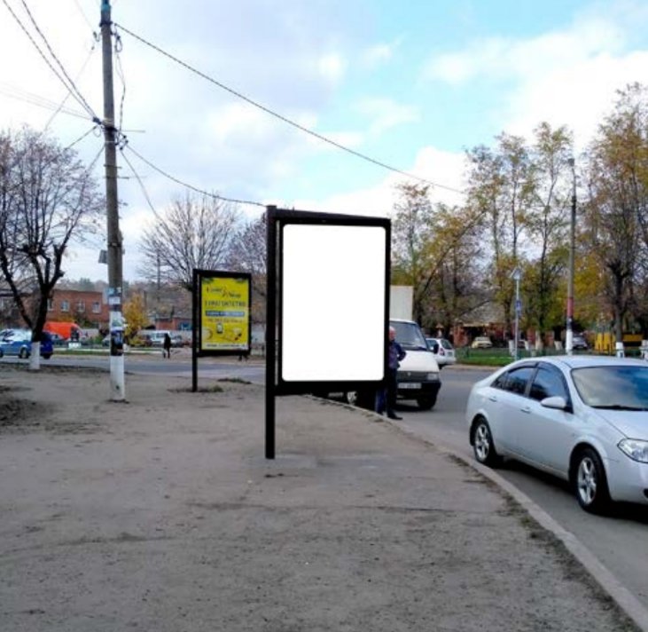 Сітілайт №233405 в місті Мерефа (Харківська область), розміщення зовнішнішньої реклами, IDMedia-оренда найнижчі ціни!