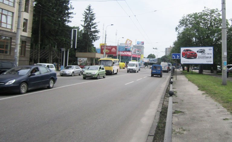 Билборд формат 3х6 №233787 в городе Ровно (Ровенская область) `Билборд №233787 в городе Ровно (Ровенская область), размещение наружной рекламы, IDMedia-аренда по самым низким ценам!`