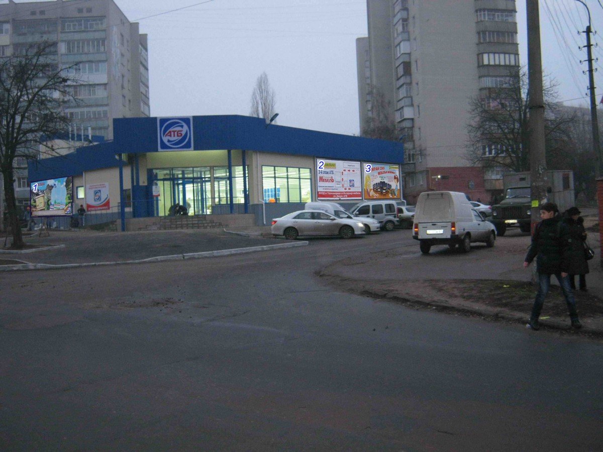 Білборд №234982 в місті Чернігів (Чернігівська область), розміщення зовнішнішньої реклами, IDMedia-оренда найнижчі ціни!