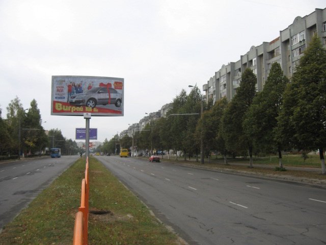 `Билборд №235366 в городе Луцк (Волынская область), размещение наружной рекламы, IDMedia-аренда по самым низким ценам!`