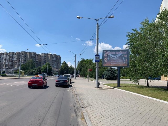 Скрол №235406 в місті Луцьк (Волинська область), розміщення зовнішнішньої реклами, IDMedia-оренда найнижчі ціни!