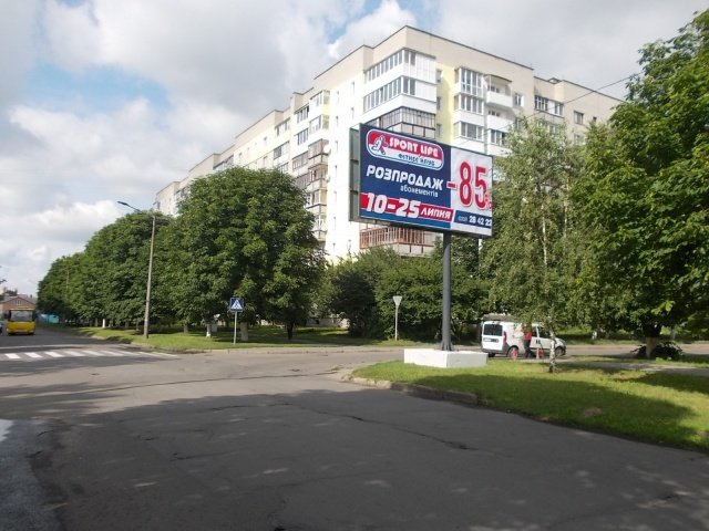 Білборд №235440 в місті Луцьк (Волинська область), розміщення зовнішнішньої реклами, IDMedia-оренда найнижчі ціни!