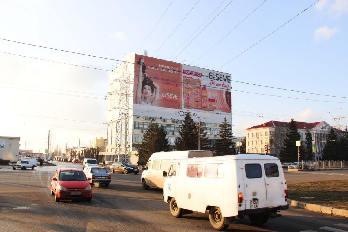 Брандмауер №235510 в місті Харків (Харківська область), розміщення зовнішнішньої реклами, IDMedia-оренда найнижчі ціни!