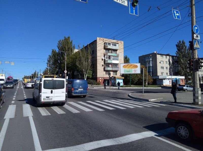 Білборд формат Призма 3 х 6 №235570 в городе Кременчук (Полтавська область) Білборд №235570 в місті Кременчук (Полтавська область), розміщення зовнішнішньої реклами, IDMedia-оренда найнижчі ціни!