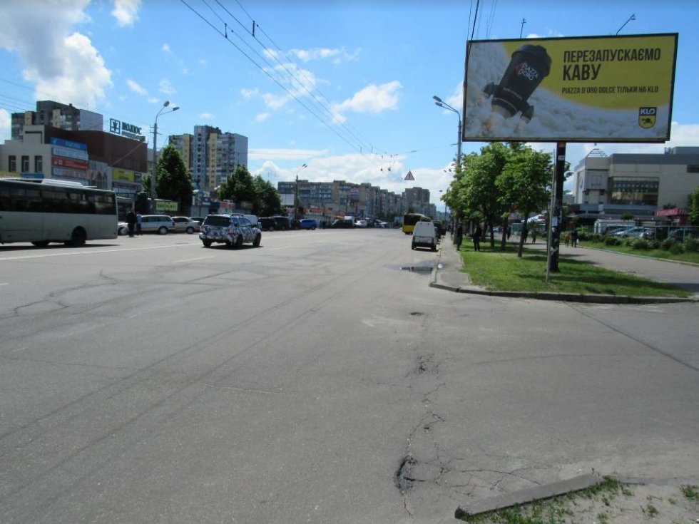 Білборд №236240 в місті Київ (Київська область), розміщення зовнішнішньої реклами, IDMedia-оренда найнижчі ціни!