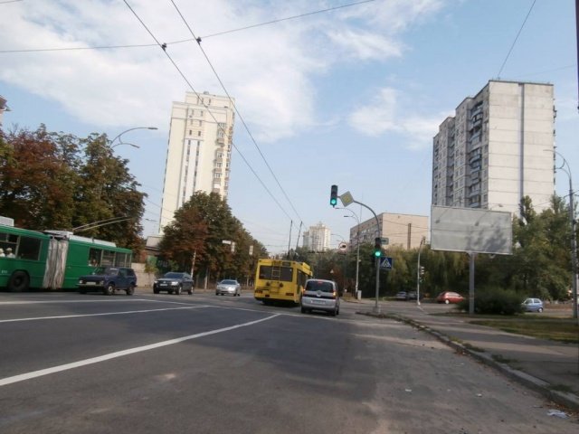 Білборд №238496 в місті Київ (Київська область), розміщення зовнішнішньої реклами, IDMedia-оренда найнижчі ціни!