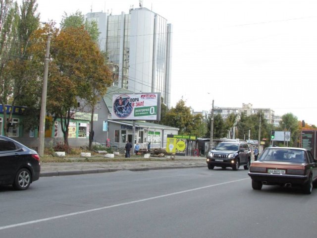 `Билборд №238545 в городе Киев (Киевская область), размещение наружной рекламы, IDMedia-аренда по самым низким ценам!`