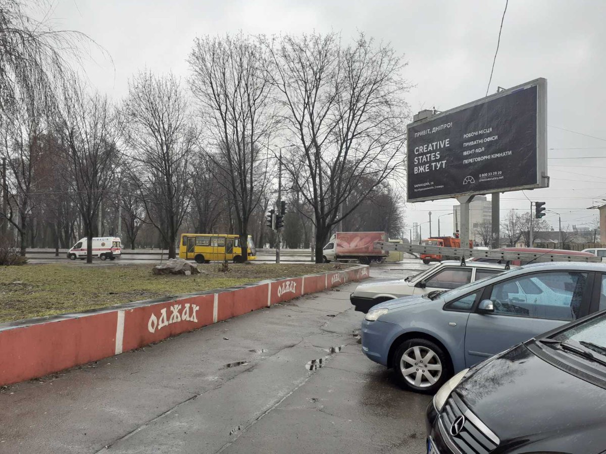 Білборд №239188 в місті Дніпро (Дніпропетровська область), розміщення зовнішнішньої реклами, IDMedia-оренда найнижчі ціни!