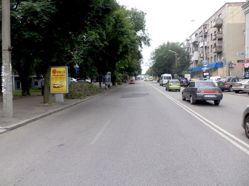 `Ситилайт №240179 в городе Днепр (Днепропетровская область), размещение наружной рекламы, IDMedia-аренда по самым низким ценам!`