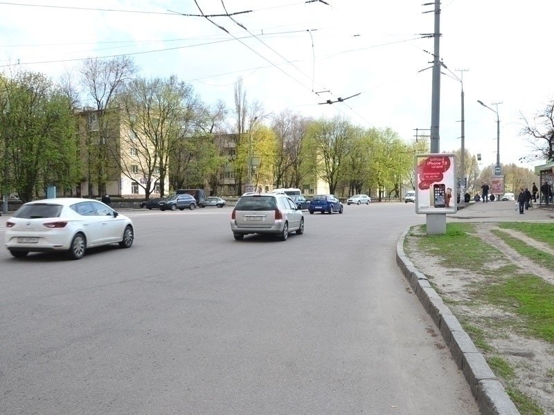 `Ситилайт №240194 в городе Днепр (Днепропетровская область), размещение наружной рекламы, IDMedia-аренда по самым низким ценам!`
