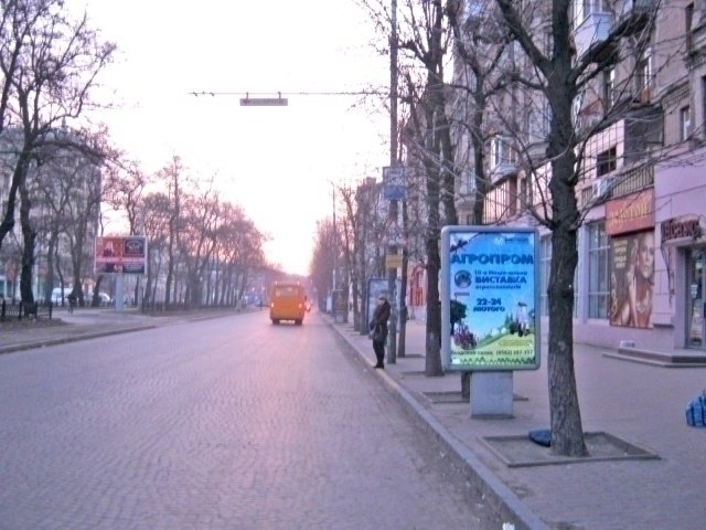 Сітілайт №240252 в місті Дніпро (Дніпропетровська область), розміщення зовнішнішньої реклами, IDMedia-оренда найнижчі ціни!