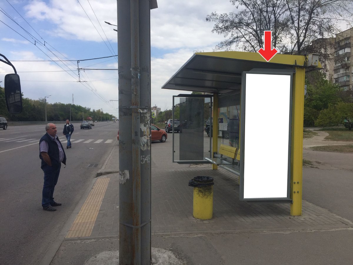 Зупинка №240464 в місті Дніпро (Дніпропетровська область), розміщення зовнішнішньої реклами, IDMedia-оренда найнижчі ціни!