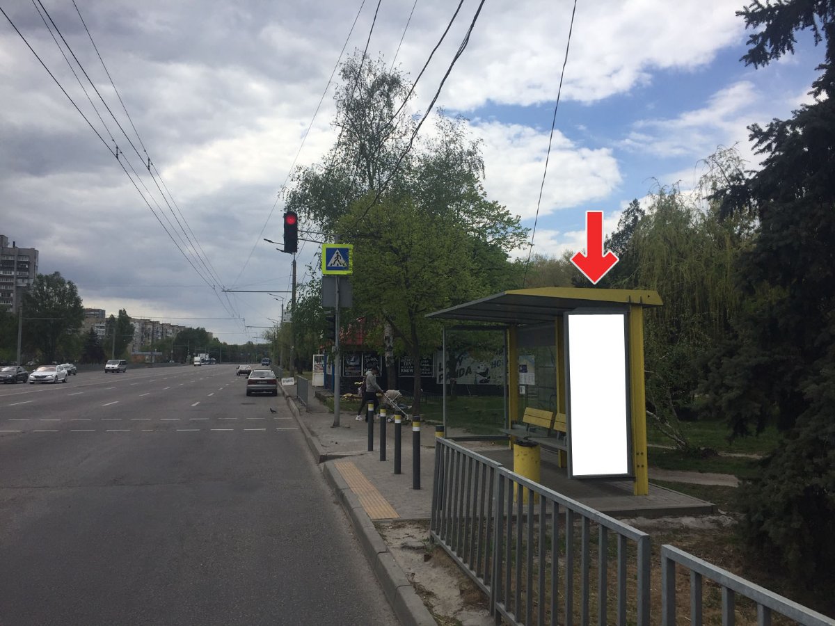 Зупинка №240470 в місті Дніпро (Дніпропетровська область), розміщення зовнішнішньої реклами, IDMedia-оренда найнижчі ціни!