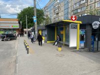 Зупинка №240749 в місті Дніпро (Дніпропетровська область), розміщення зовнішнішньої реклами, IDMedia-оренда найнижчі ціни!
