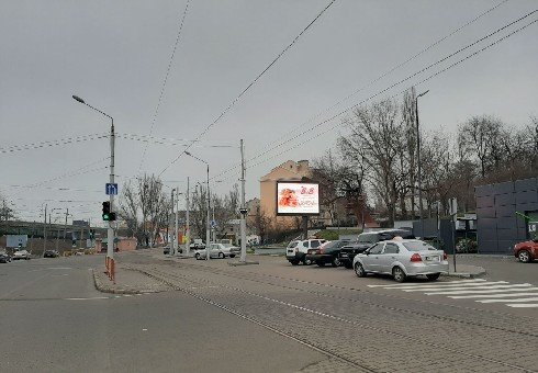 `Экран №242865 в городе Одесса (Одесская область), размещение наружной рекламы, IDMedia-аренда по самым низким ценам!`