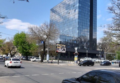 `Экран №242866 в городе Одесса (Одесская область), размещение наружной рекламы, IDMedia-аренда по самым низким ценам!`