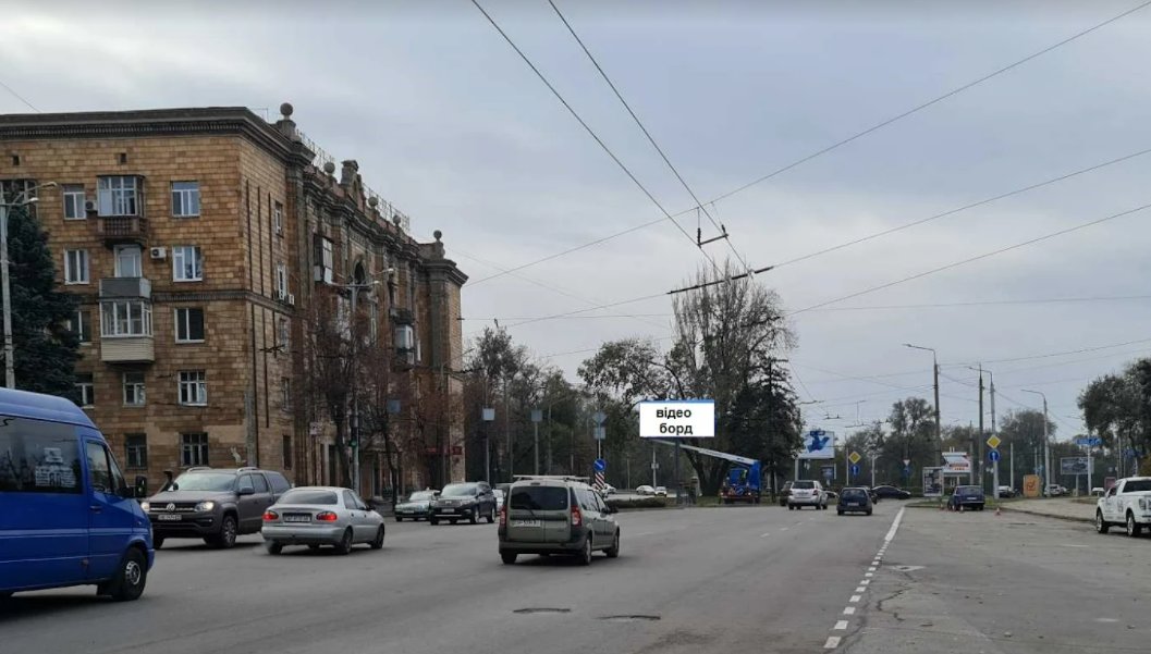 Экран №242934 в городе Запорожье (Запорожская область), размещение наружной рекламы, IDMedia-аренда по самым низким ценам!