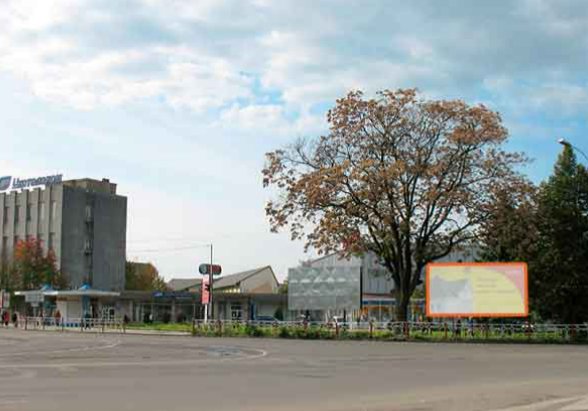 Билборд формат 3х6 №242962 в городе Ужгород (Закарпатская область) `Билборд №242962 в городе Ужгород (Закарпатская область), размещение наружной рекламы, IDMedia-аренда по самым низким ценам!`