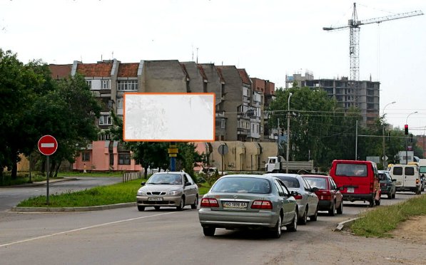 `Билборд №242966 в городе Ужгород (Закарпатская область), размещение наружной рекламы, IDMedia-аренда по самым низким ценам!`