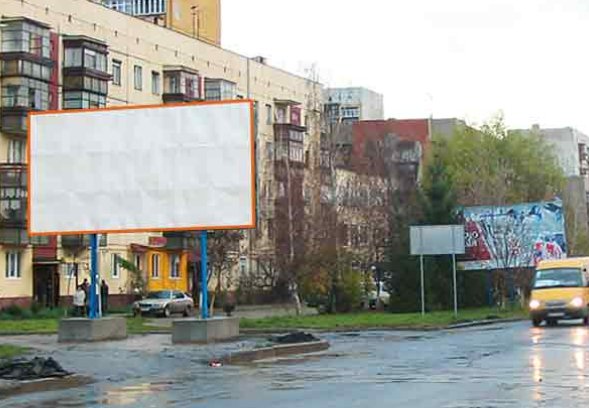 Білборд №242988 в місті Ужгород (Закарпатська область), розміщення зовнішнішньої реклами, IDMedia-оренда найнижчі ціни!