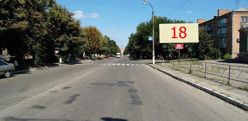 Білборд №243072 в місті Сміла (Черкаська область), розміщення зовнішнішньої реклами, IDMedia-оренда найнижчі ціни!