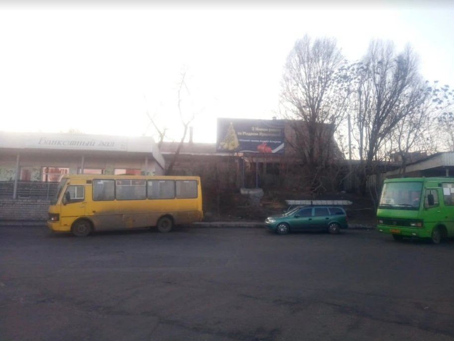 Білборд №243125 в місті Кам'янське(Днепродзержинськ) (Дніпропетровська область), розміщення зовнішнішньої реклами, IDMedia-оренда найнижчі ціни!