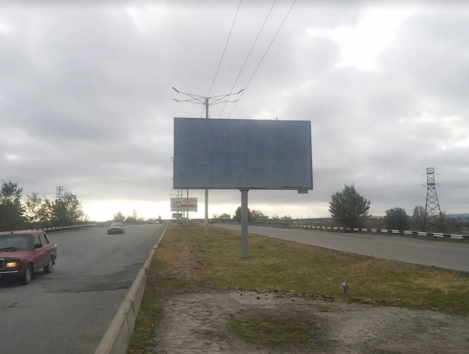 Білборд №243135 в місті Кам'янське(Днепродзержинськ) (Дніпропетровська область), розміщення зовнішнішньої реклами, IDMedia-оренда найнижчі ціни!