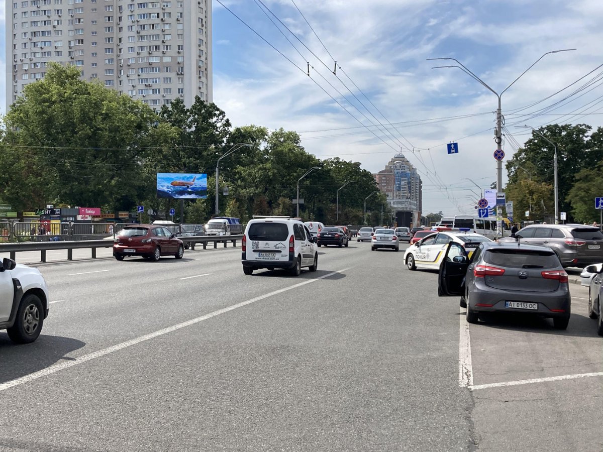 Билборд формат 6х3 №243370 в городе Киев (Киевская область) Билборд №243370 в городе Киев (Киевская область), размещение наружной рекламы, IDMedia-аренда по самым низким ценам!