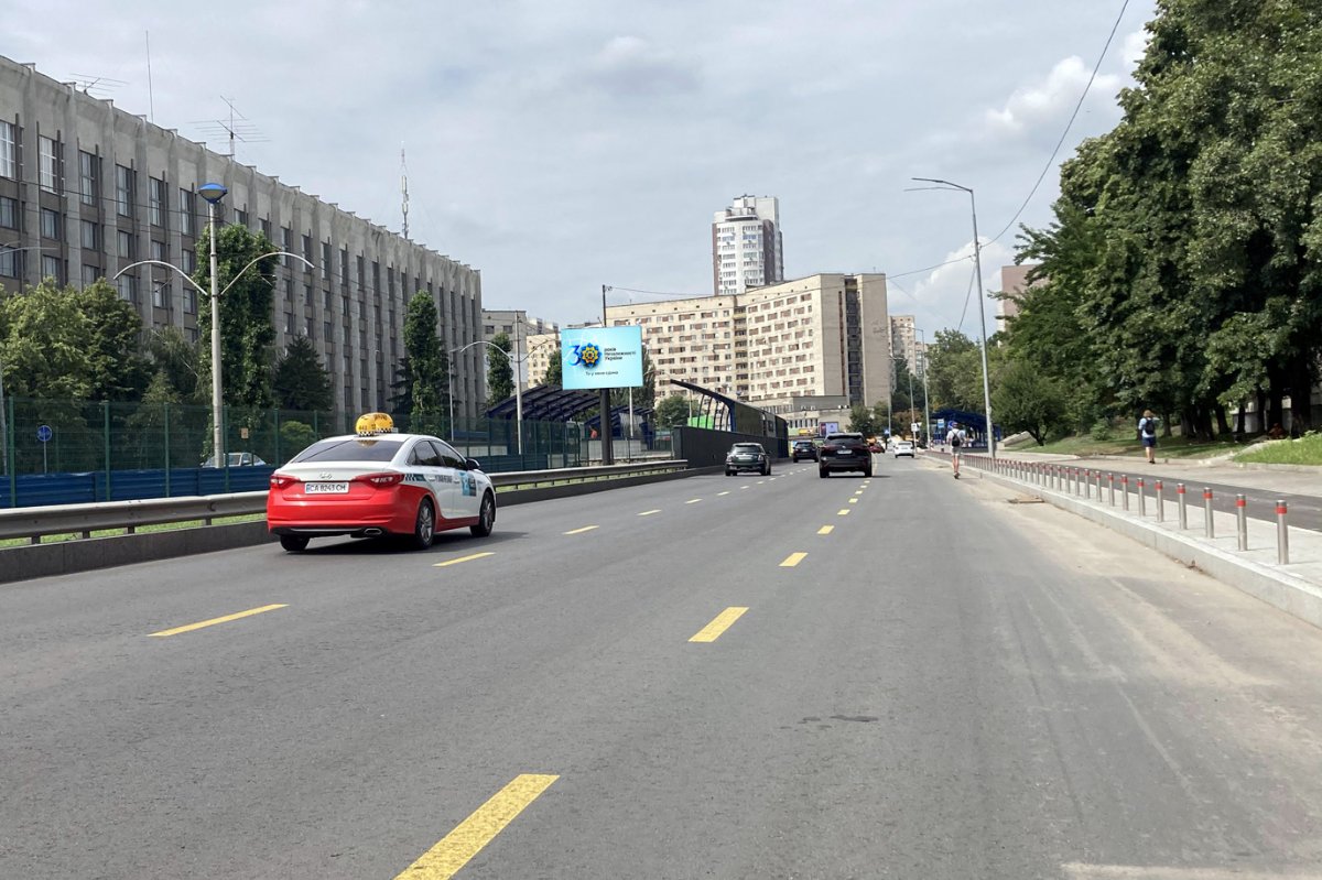Билборд формат 3.14х2,32 №243371 в городе Киев (Киевская область) Билборд №243371 в городе Киев (Киевская область), размещение наружной рекламы, IDMedia-аренда по самым низким ценам!