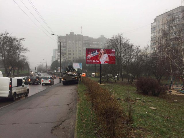 `Билборд №246143 в городе Ровно (Ровенская область), размещение наружной рекламы, IDMedia-аренда по самым низким ценам!`